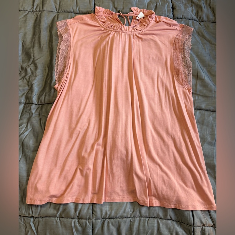 Good Hart by Matilda Jane Peach Sleeveless Top with Lace Trim